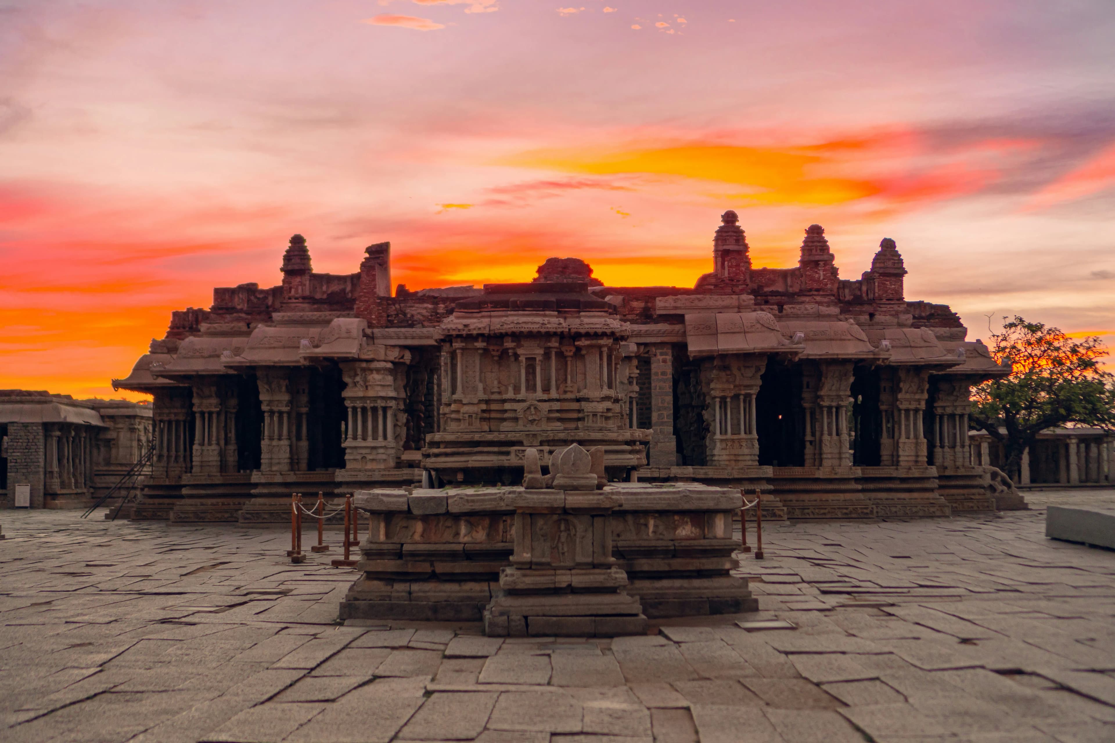 Hampi Expedition trekking ruins – Off Route Adventure